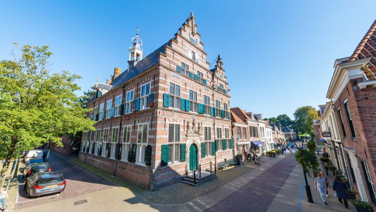 Bezoek het Stadhuis van Naarden — museum-expo in Naarden