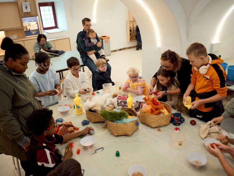 Kerstvakantie in het kasteelatelier — museum-expo in Naarden